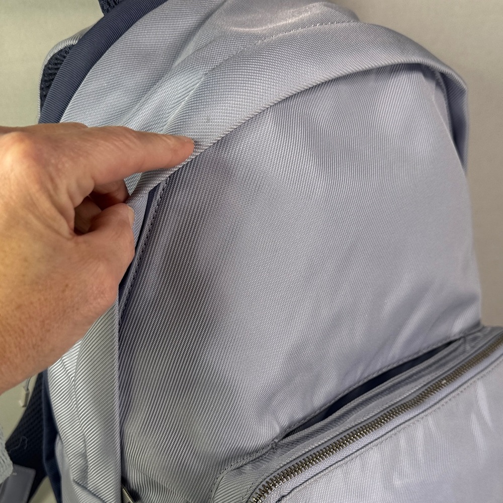 Lululemon 22l Everywhere Backpack Periwinkle, Blu… - image 6